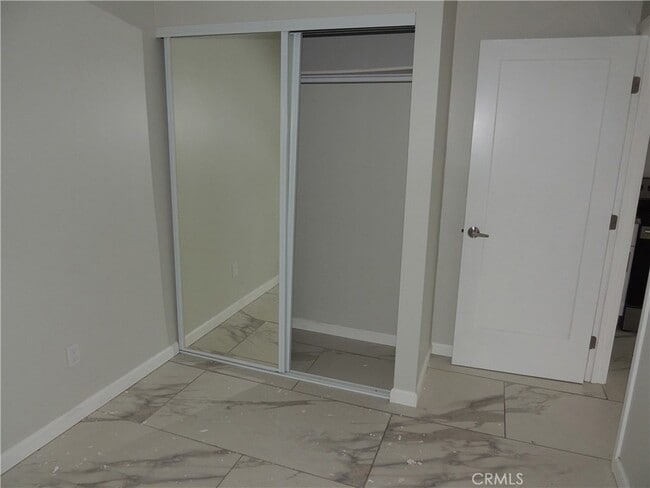 Building Photo - 23470 Victory Blvd