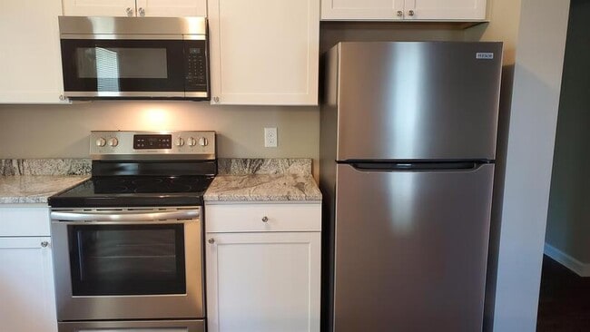 Building Photo - 5099 Mars Hill Rd