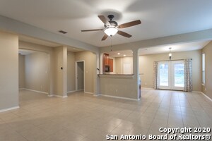 Building Photo - 1403 Sun Garden