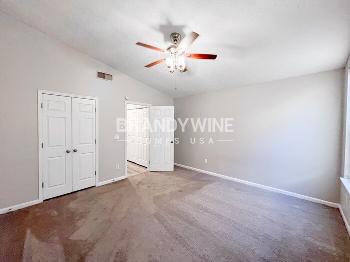 Building Photo - 4400 Westchester Ct