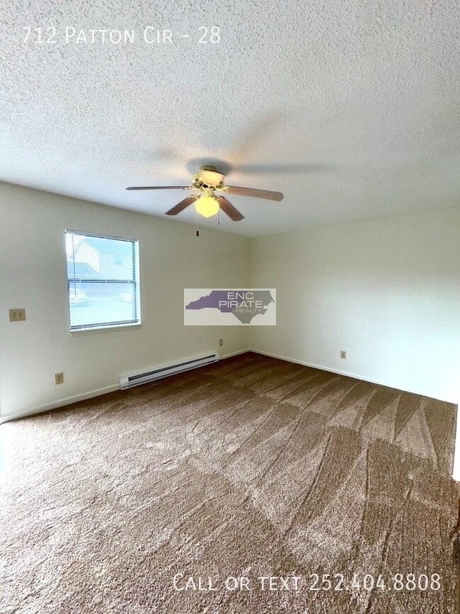 Building Photo - 712 Patton Cir