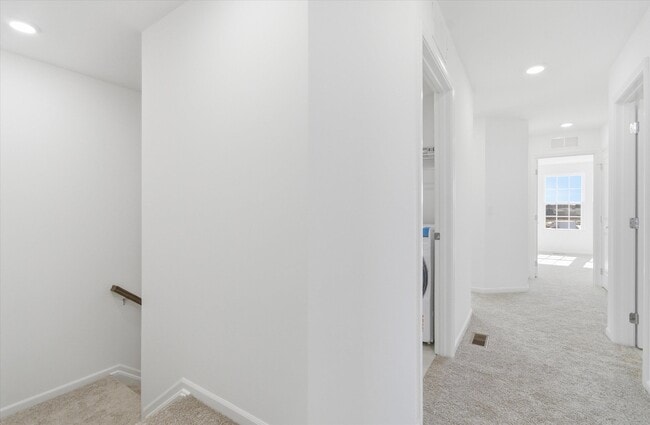 Building Photo - 5604 Corgi Dr