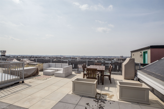Building Photo - 2 br, 2 bath  - 150 Dorchester Ave Apt 611