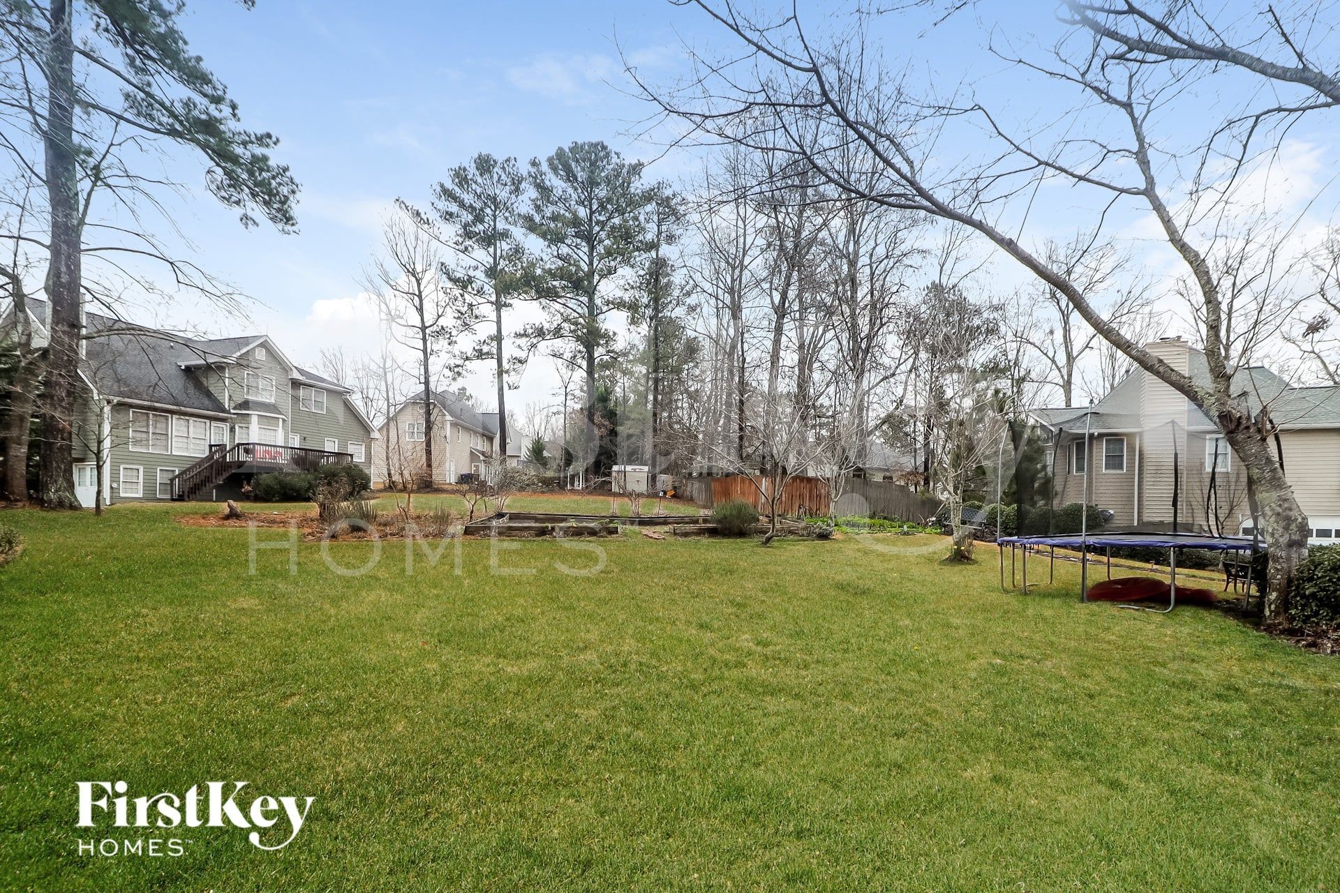 Building Photo - 2117 Gatwick Dr