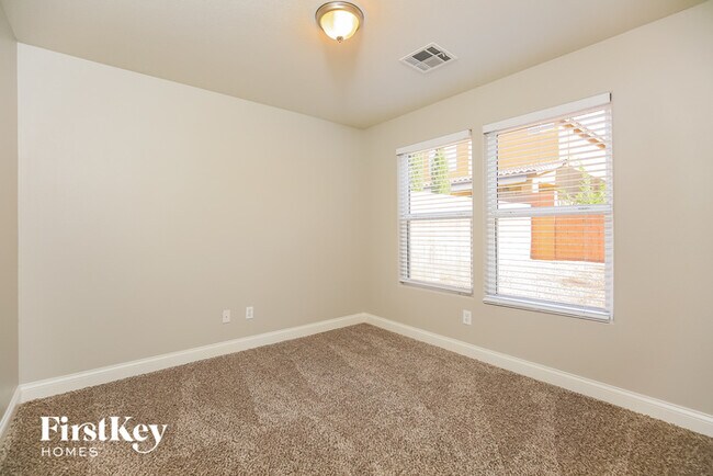 Building Photo - 10138 Sequoia Canyon Pl