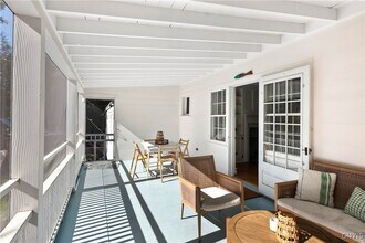 Building Photo - 31 State St