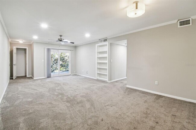 Building Photo - 3404 Latania Dr