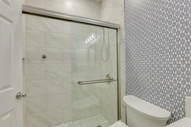 Building Photo - 8908 Pepper Rock Dr