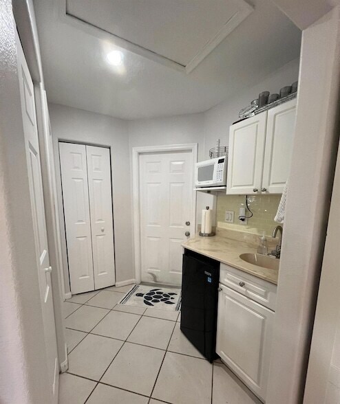 Building Photo - 2563 Egret Lake Dr
