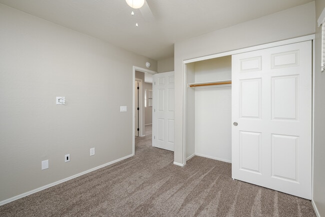Bedroom #2 - 1024 E Frye Rd