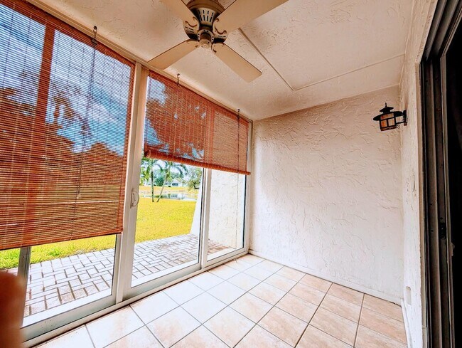 Building Photo - 2700 Fiore Way