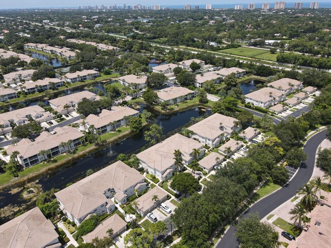Building Photo - ** CALUSA BAY ** 2 BED / 2 BATH - CONDO - ...