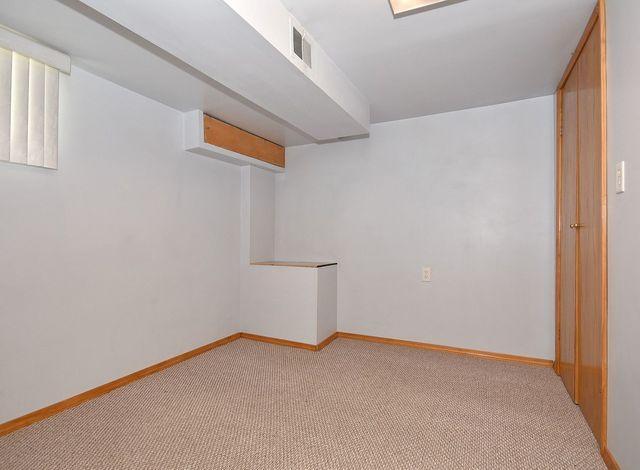 Building Photo - 2635 Maple St