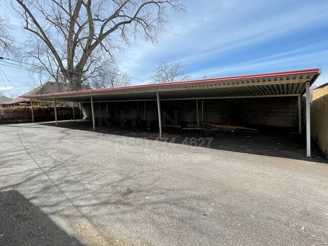 Building Photo - 660 S 800 E