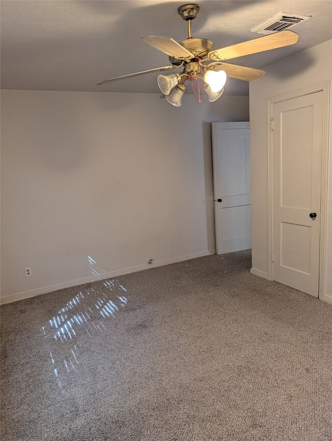 Building Photo - 5318 Angelo St