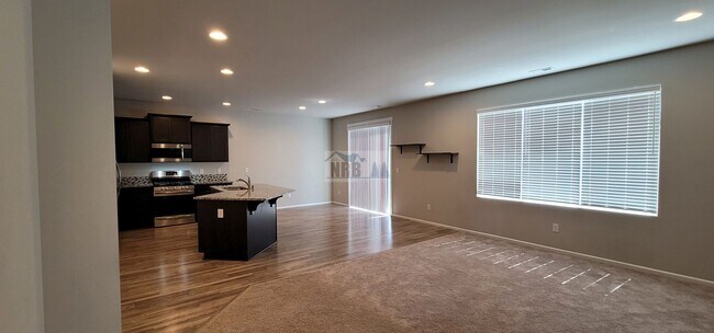 Building Photo - Stunning 3 bd House in Lacey!