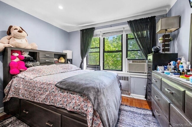 Building Photo - 143-50 Hoover Ave