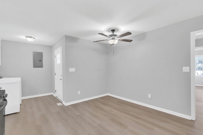 Building Photo - Two amazing lease offers to choose from on...