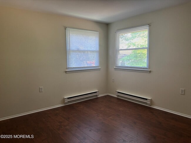 Building Photo - 7A Canton Dr