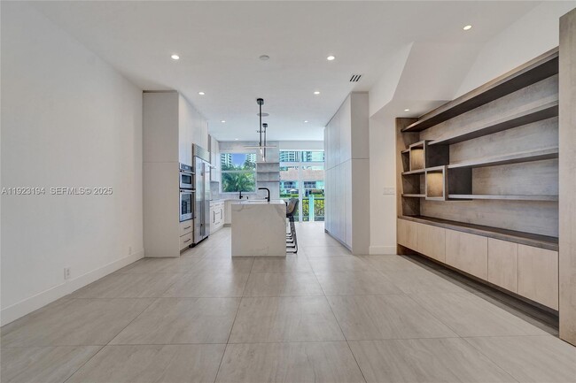 Building Photo - 3757 NE 208th Terrace