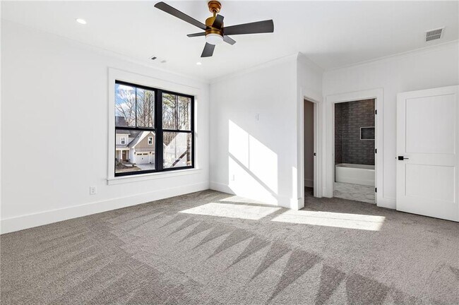 Building Photo - 500 Ridgewater Dr