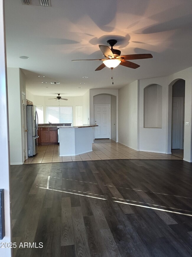 Building Photo - 14634 W Ventura St