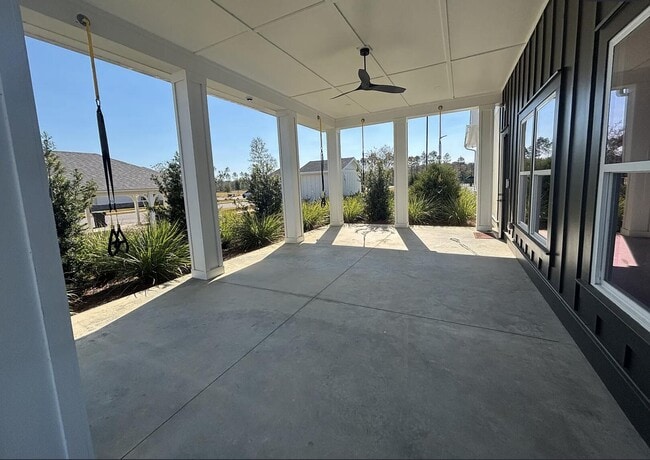 Building Photo - 45 Splendor Run