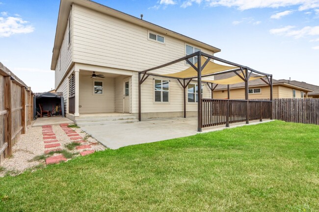 Building Photo - 15422 Bobwhite Quail