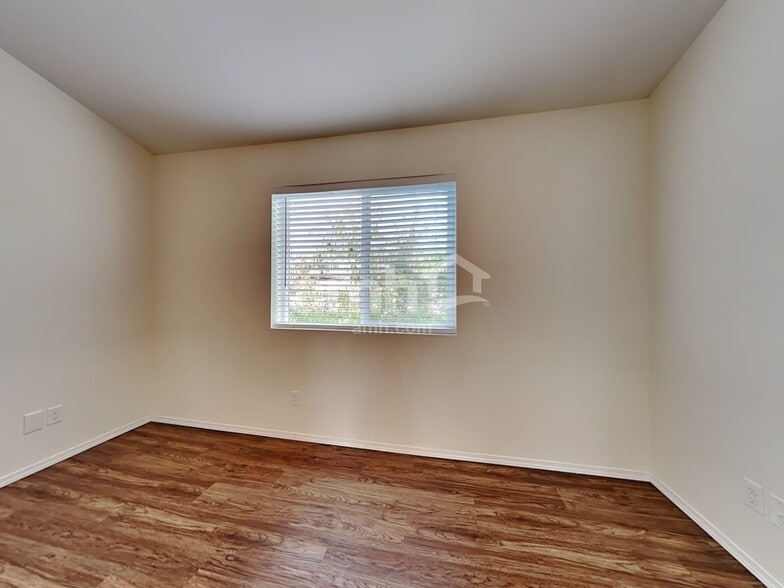 Building Photo - 6321 41st St NE