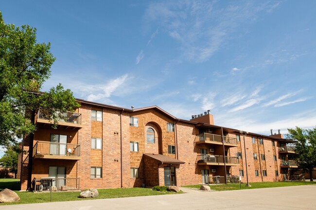 Fargo, ND Southview Village Apartments | Exterior - Southview Village