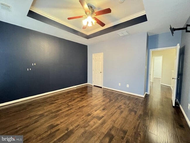 Building Photo - 2153 Potomac Club Pkwy