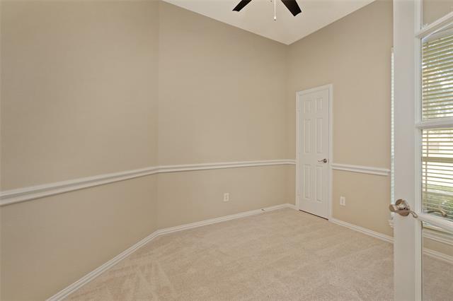 Building Photo - 114 Midcrest Dr
