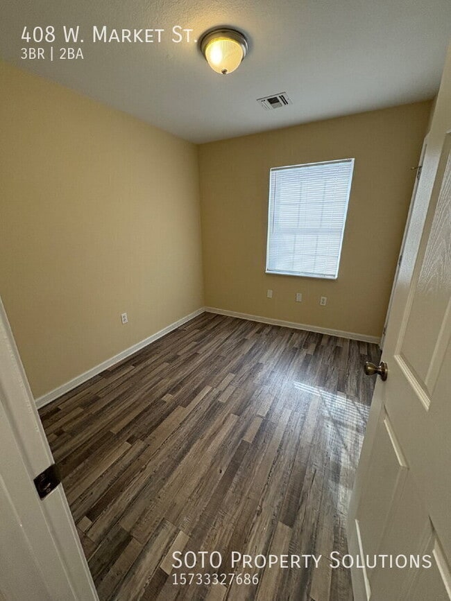 Building Photo - 408 W Market St