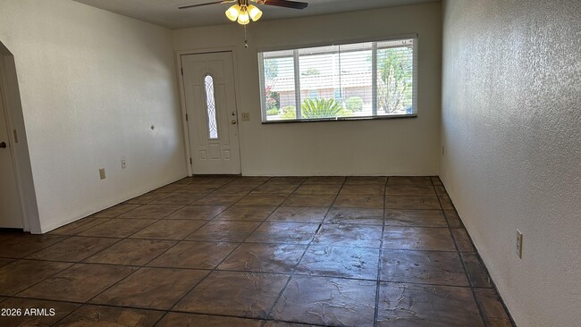 Building Photo - 14630 N Cameo Dr
