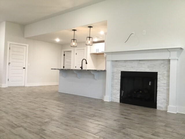 Building Photo - 231 Palm St