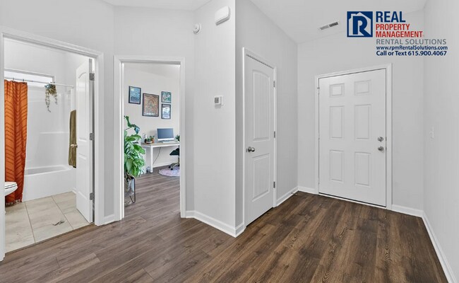 Building Photo - Luxury 4BD 3BA w/ bonus room & 2 car garage!! Triple Rockvale Schools!