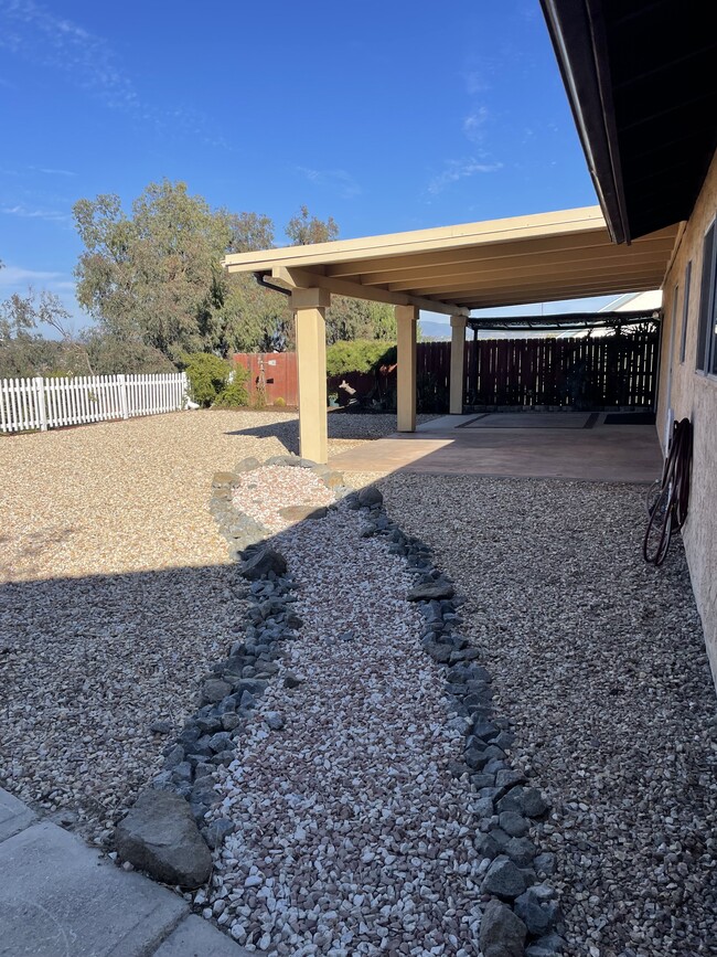 Rear yard, covered patio - 4148 Marcella St