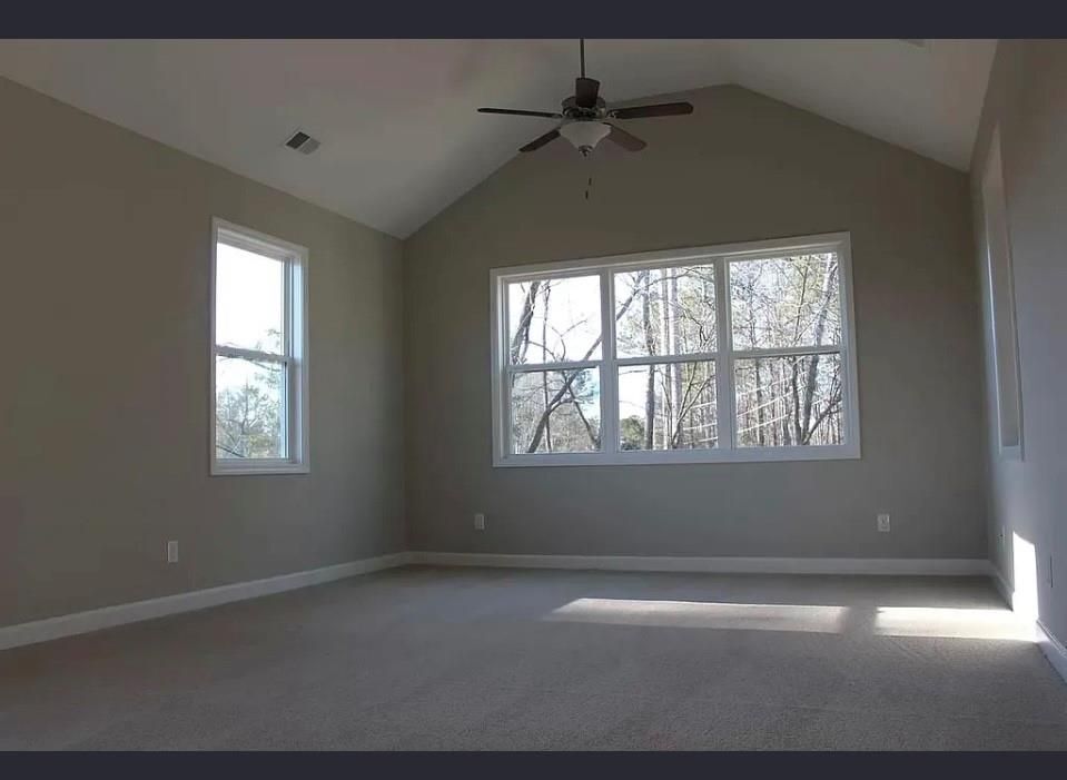 Building Photo - 428 Silver Brook Dr