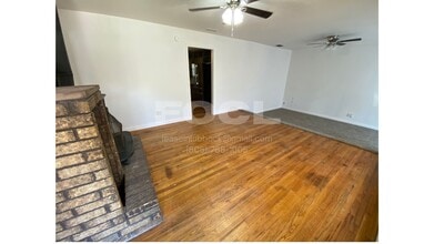 Building Photo - Spacious Home with a Large Backyard