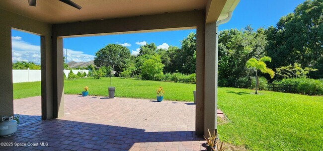 Building Photo - 1813 Hawksbill Ln