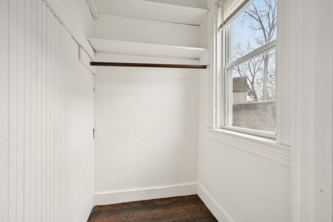 Building Photo - 16 Gannett St