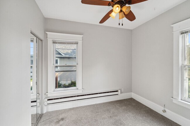 Building Photo - 1223 Dayton Ave