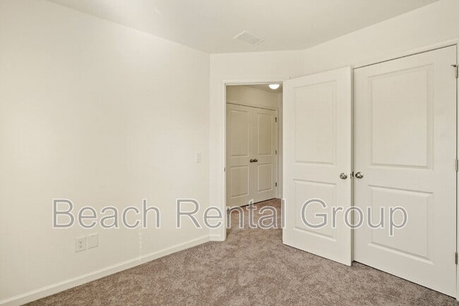 Building Photo - 300 Cherwell ct