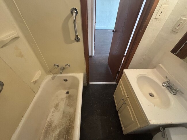 Building Photo - Check this Floor 2 for only $695/mo! But h...