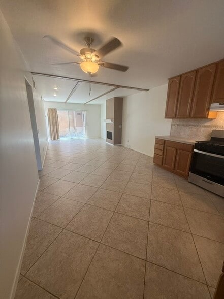 Building Photo - 39905 Estates Rd