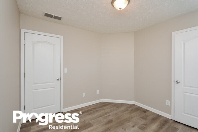 Building Photo - 95 Victoria Blvd