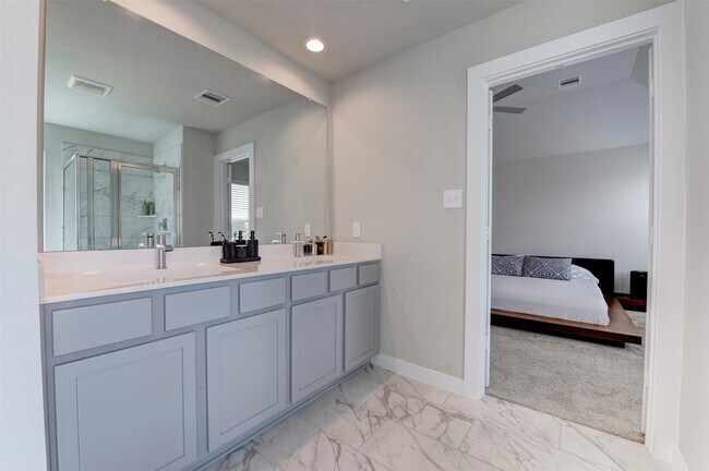Building Photo - 3735 Rush Plns Ct