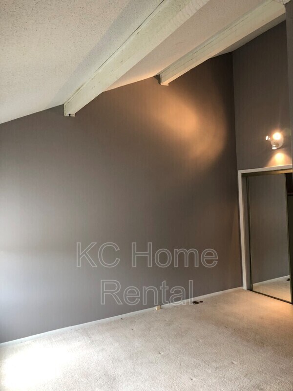 Building Photo - 8506 W 108th Pl