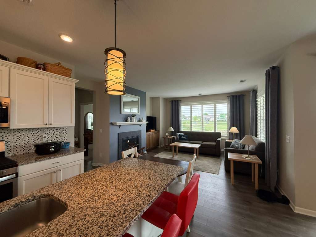 Building Photo - 9214 Kaiser Cir NE