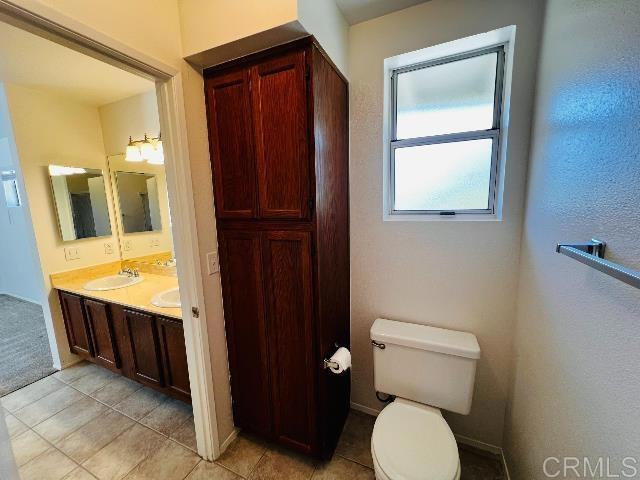 Building Photo - 2834 Hillsboro Ct